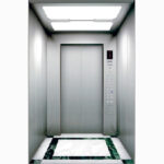 Cabina para Ascensor HF-K02 con Estética Metálica y Iluminación Acrílica en Colombia
